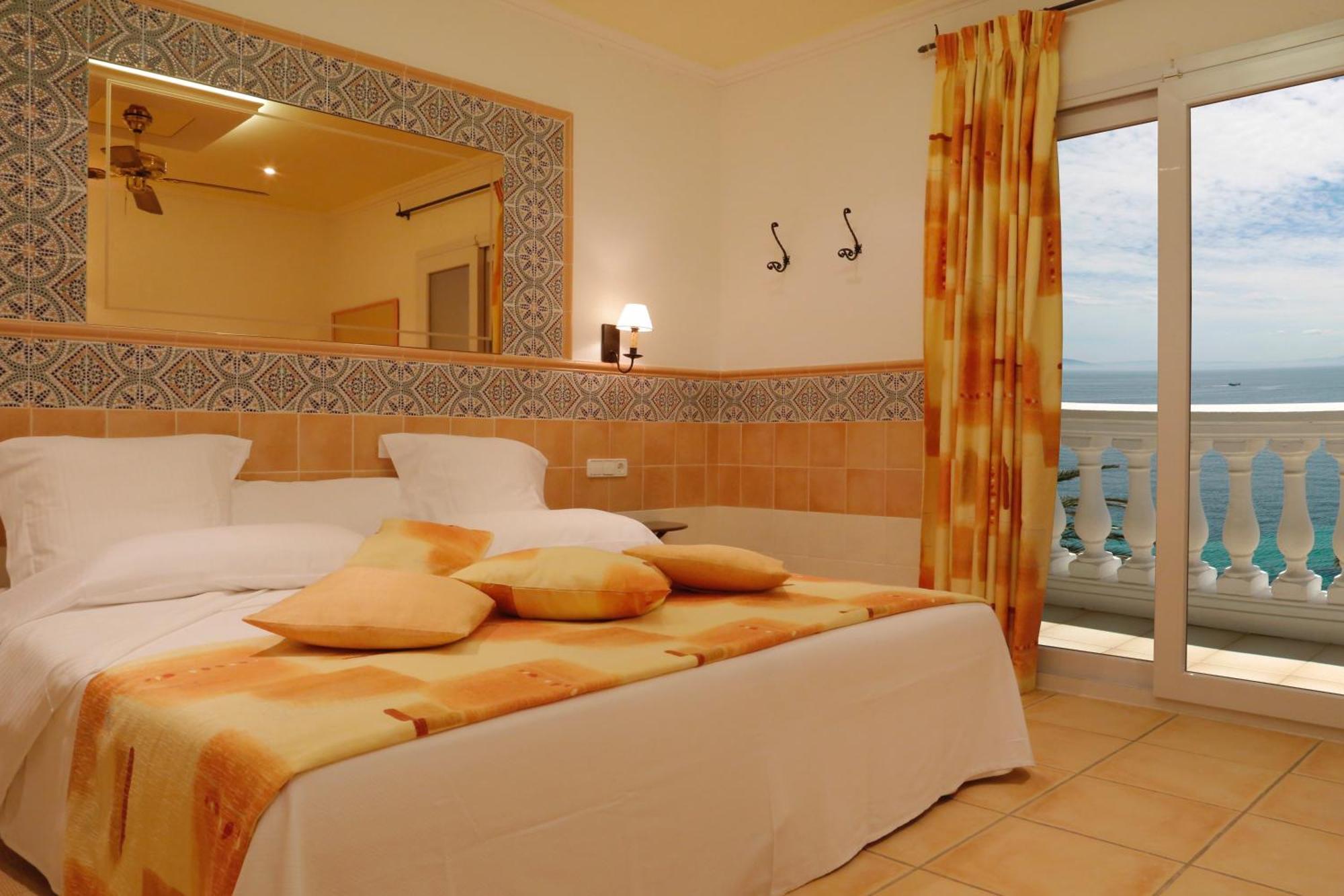 Hotel Vistabella Roses Pokoj fotografie